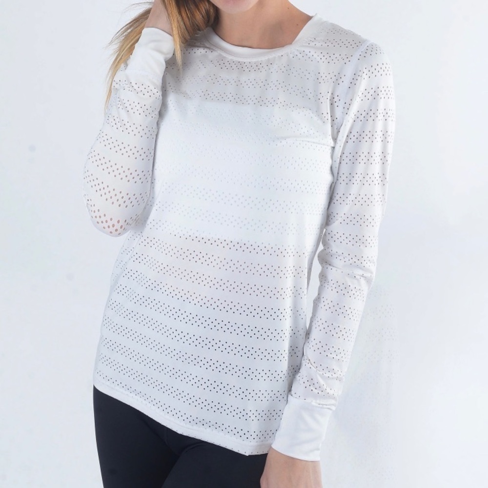 ZYIA Chill Long Sleeve Top in White Size XL